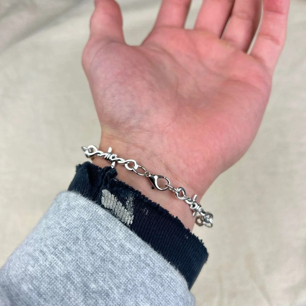 Vintage style stainless steel silver barbed wire chain bracelet grunge punk